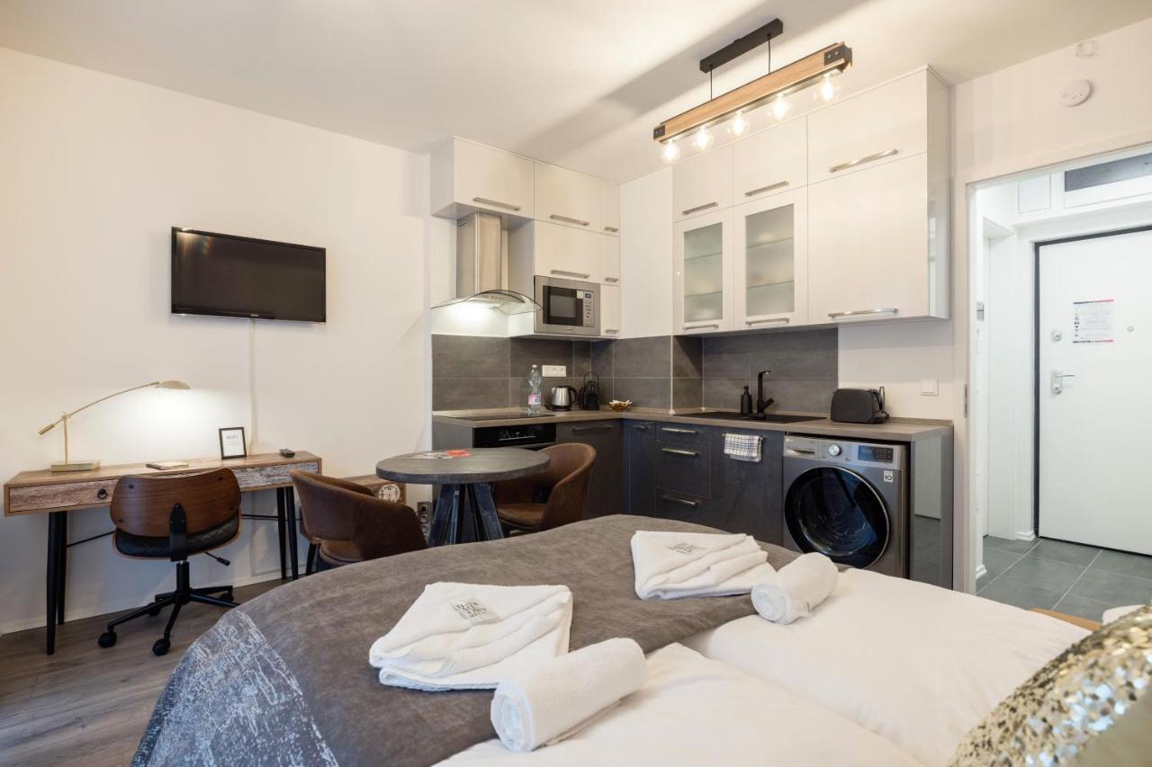 Central Sphere Apartment Boedapest Buitenkant foto