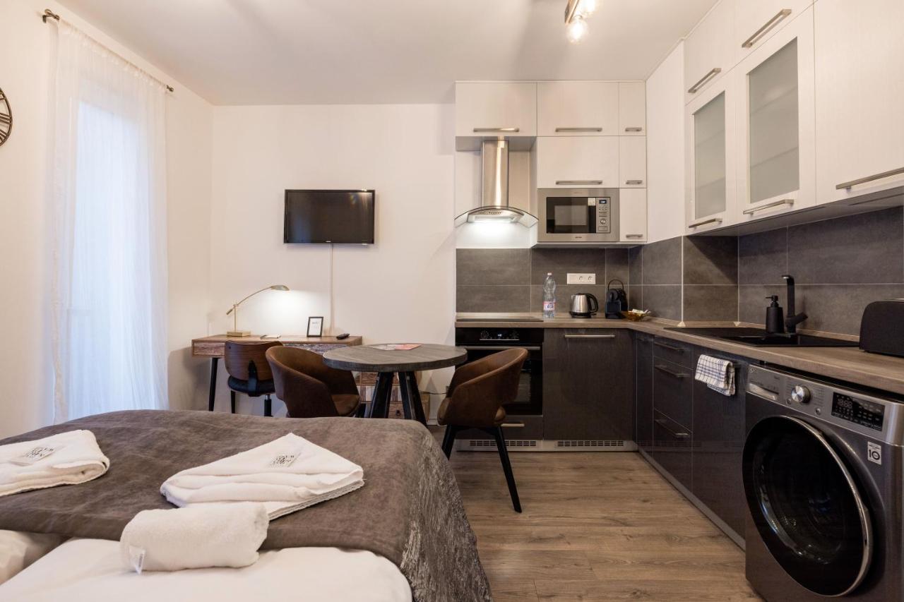 Central Sphere Apartment Boedapest Buitenkant foto